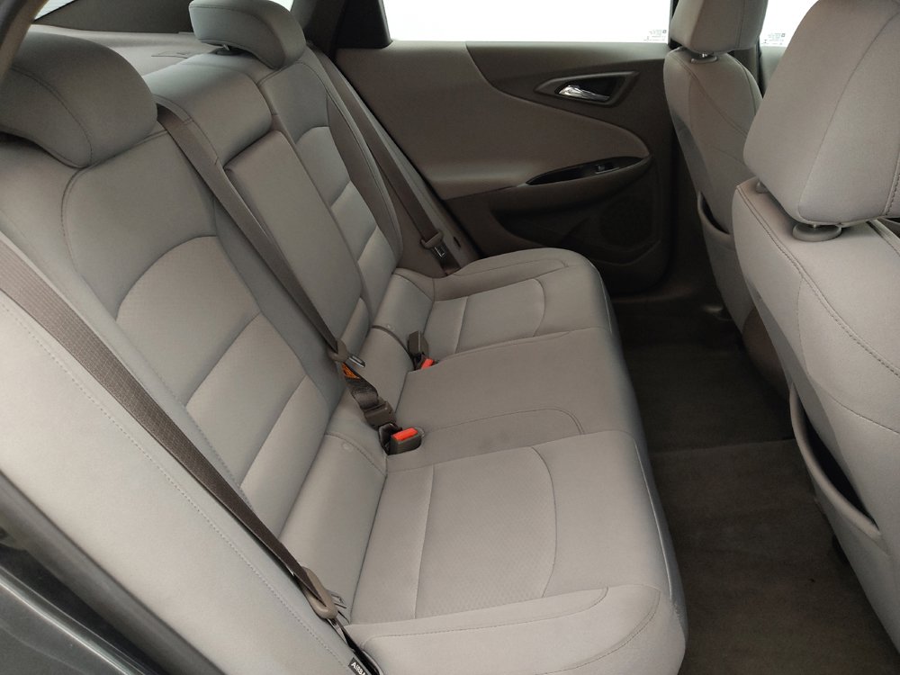 Used 2017 Chevrolet Malibu LS FWD image 19