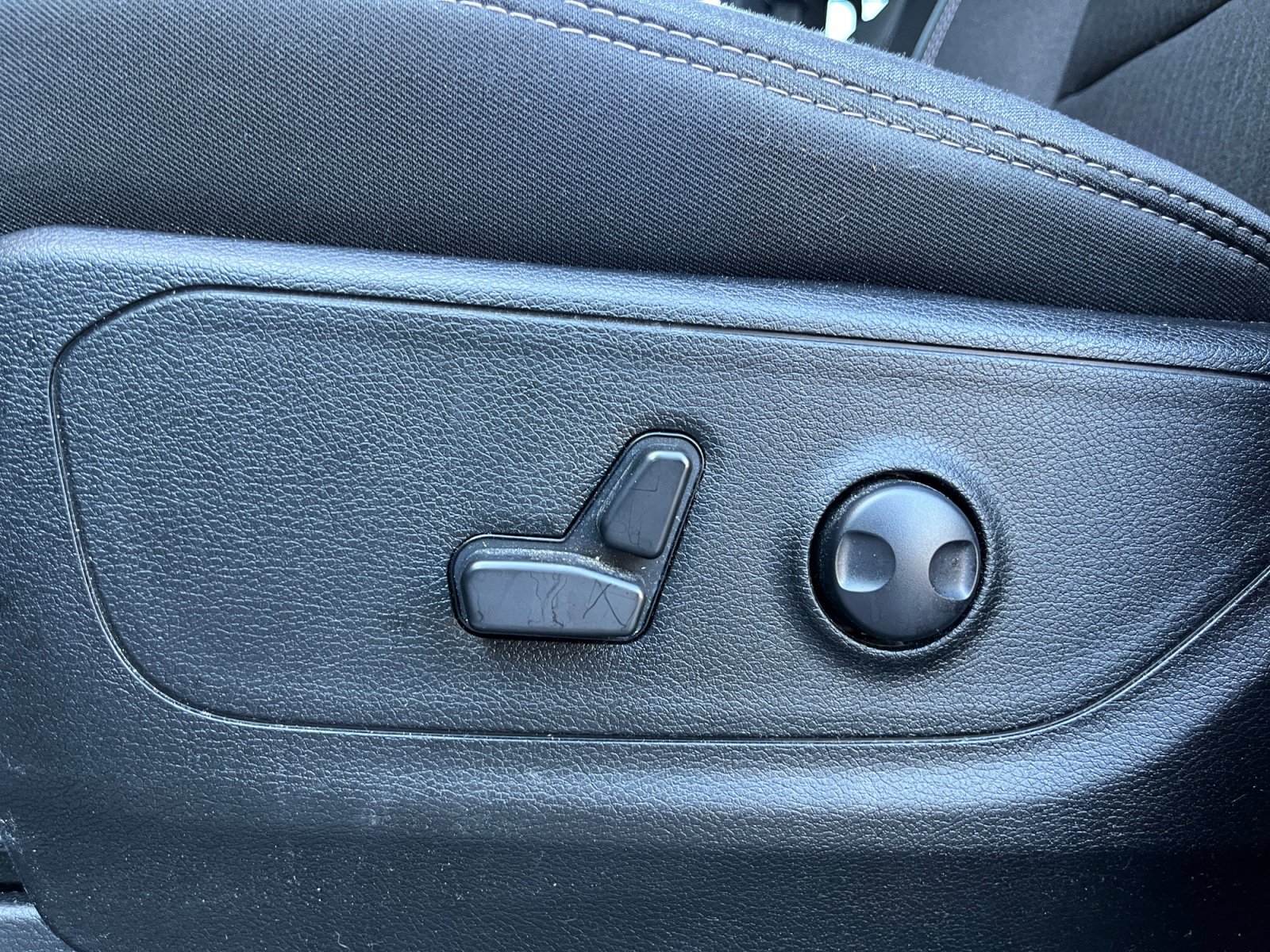 Used 2023 RAM 1500 Big Horn AWD/4WD image 13
