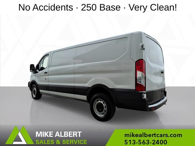 Used 2021 Ford Transit 250 Low Roof RWD image 5