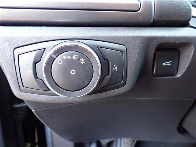 Used 2014 Ford Fusion SE FWD image 11