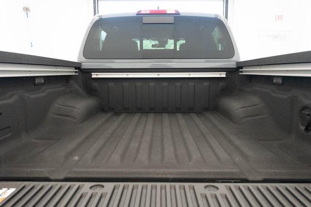 Used 2025 Nissan Frontier Pro-X w/ Pro Convenience Package RWD image 30