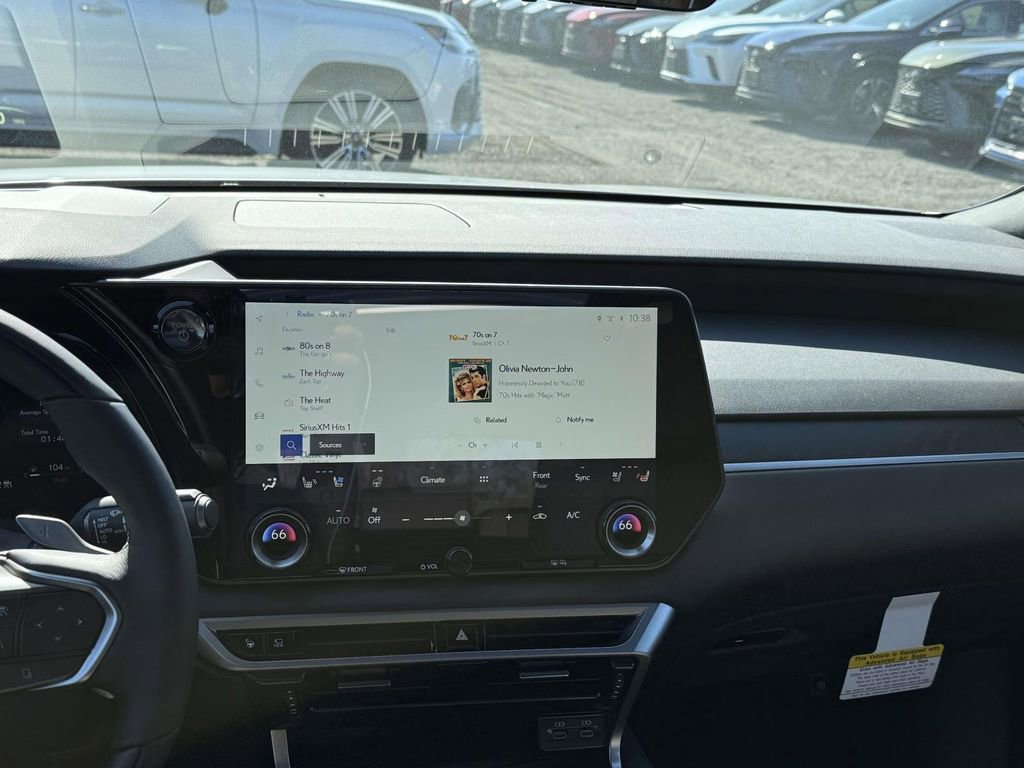 New 2026 Lexus RX 450h Luxury image 10