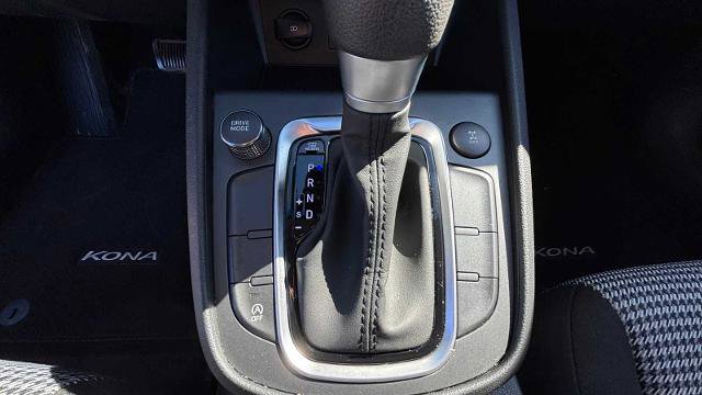 Used 2022 Hyundai Kona SE AWD/4WD image 20