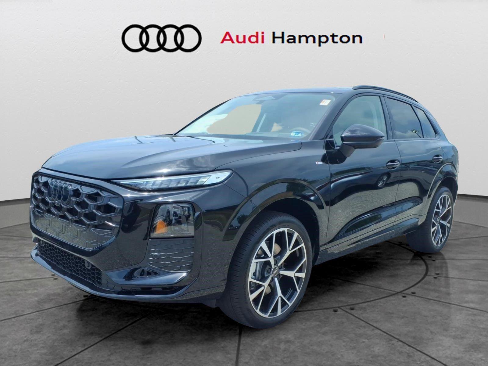 New 2026 Audi Q3 quattro 2.0T AWD/4WD image 1