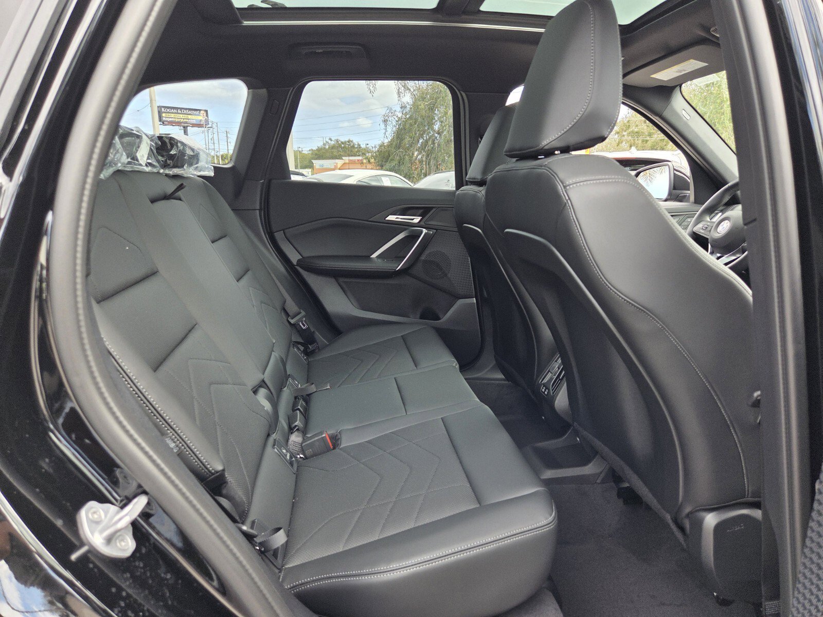 Used 2026 BMW X1 xDrive28i w/ Technology Package image 16