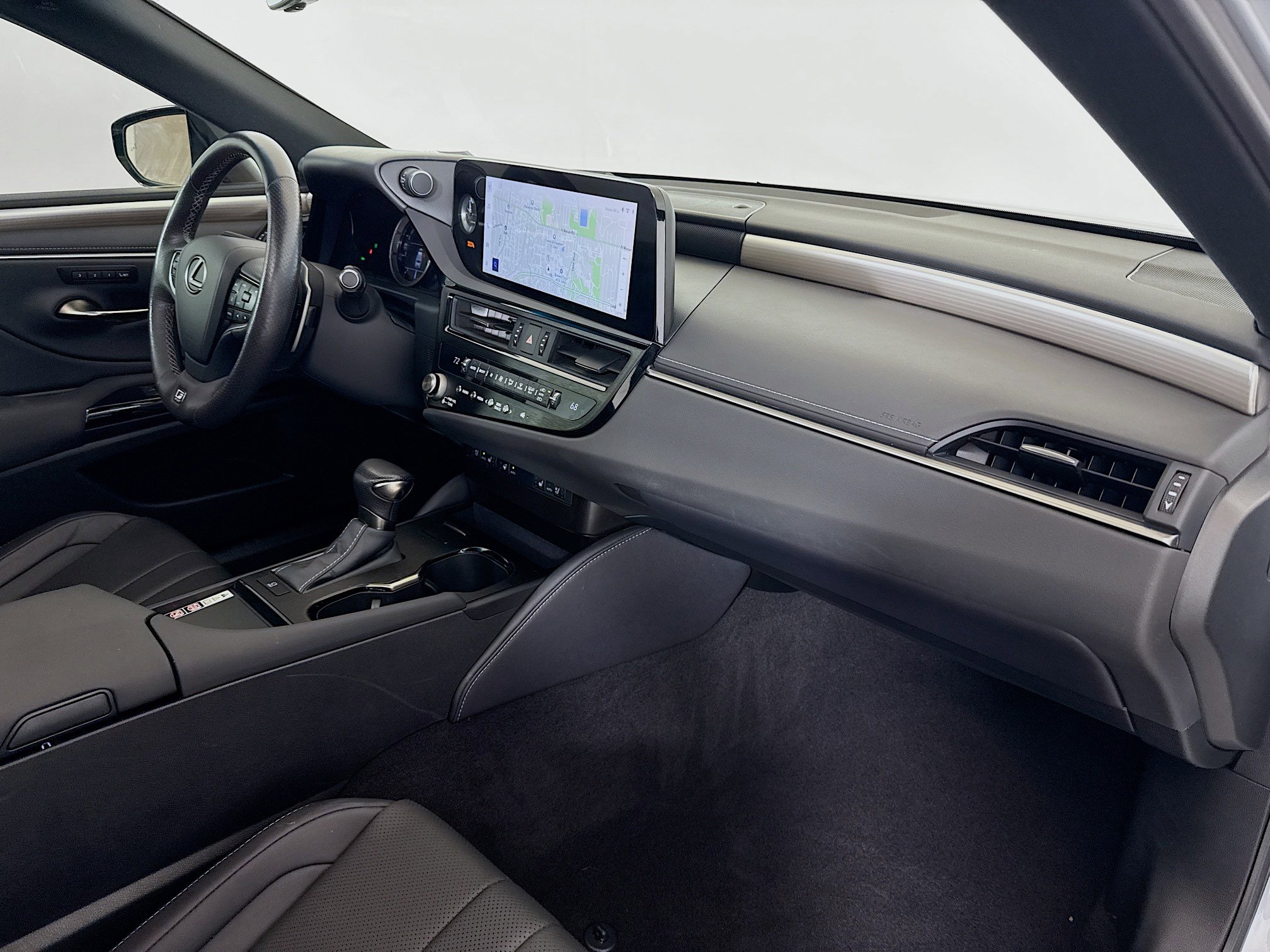 Certified 2023 Lexus ES 350 F Sport w/ Accessory Package (Z2) image 28