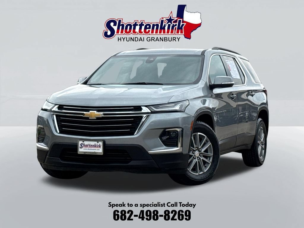 Used 2023 Chevrolet Traverse LT AWD/4WD image 1