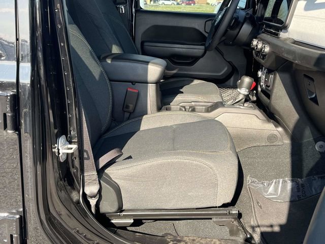 Used 2024 Jeep Gladiator Sport image 23