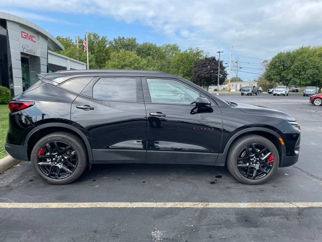 Used 2024 Chevrolet Blazer LT w/ Redline Edition FWD image 11