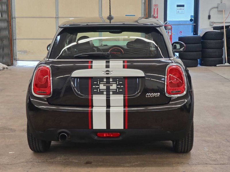 Used 2015 MINI Cooper 2-Door Hardtop FWD image 14