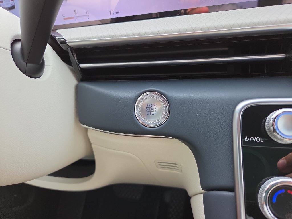 New 2027 Genesis GV80 3.5T Prestige AWD/4WD image 23