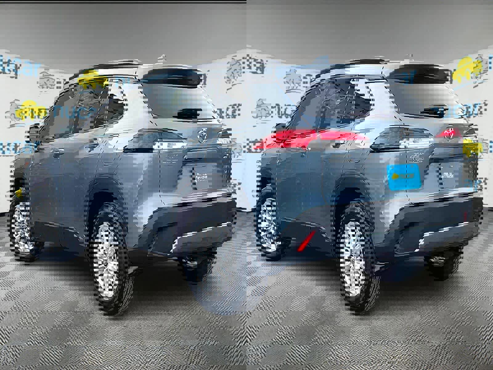 Used 2024 Toyota Corolla Cross LE image 4