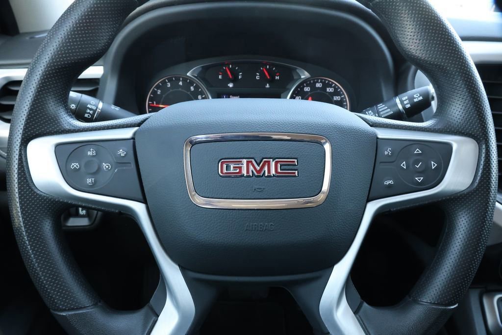 Used 2023 GMC Acadia SLE w/ Driver Convenience Package image 16