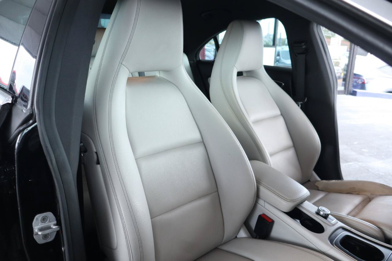 Used 2018 Mercedes-Benz CLA 250 image 38