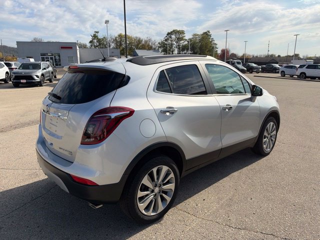 Used 2017 Buick Encore Preferred AWD/4WD image 5