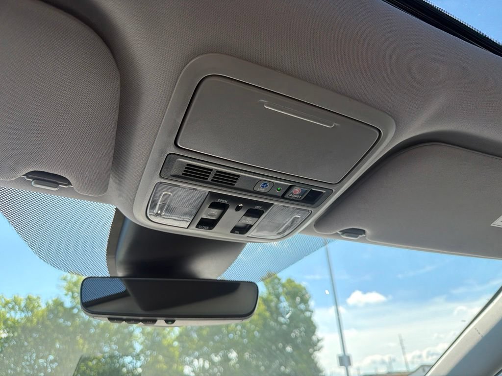 Certified 2024 Honda Odyssey Elite image 14