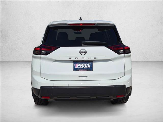 Used 2025 Nissan Rogue S FWD image 6