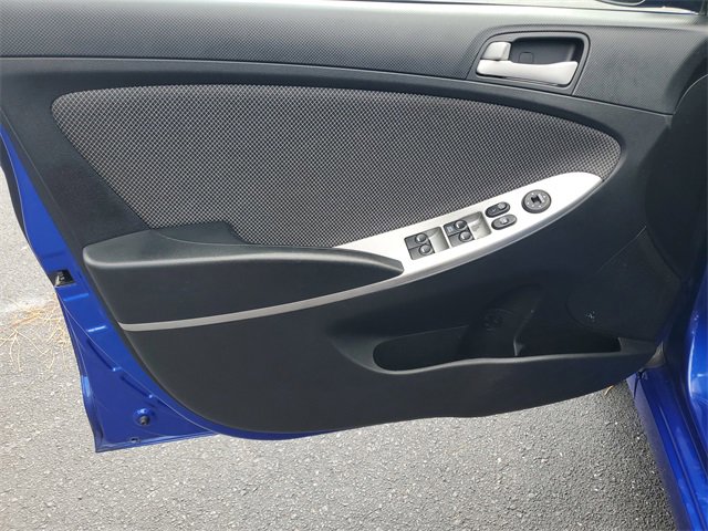 Used 2013 Hyundai Accent GS image 19