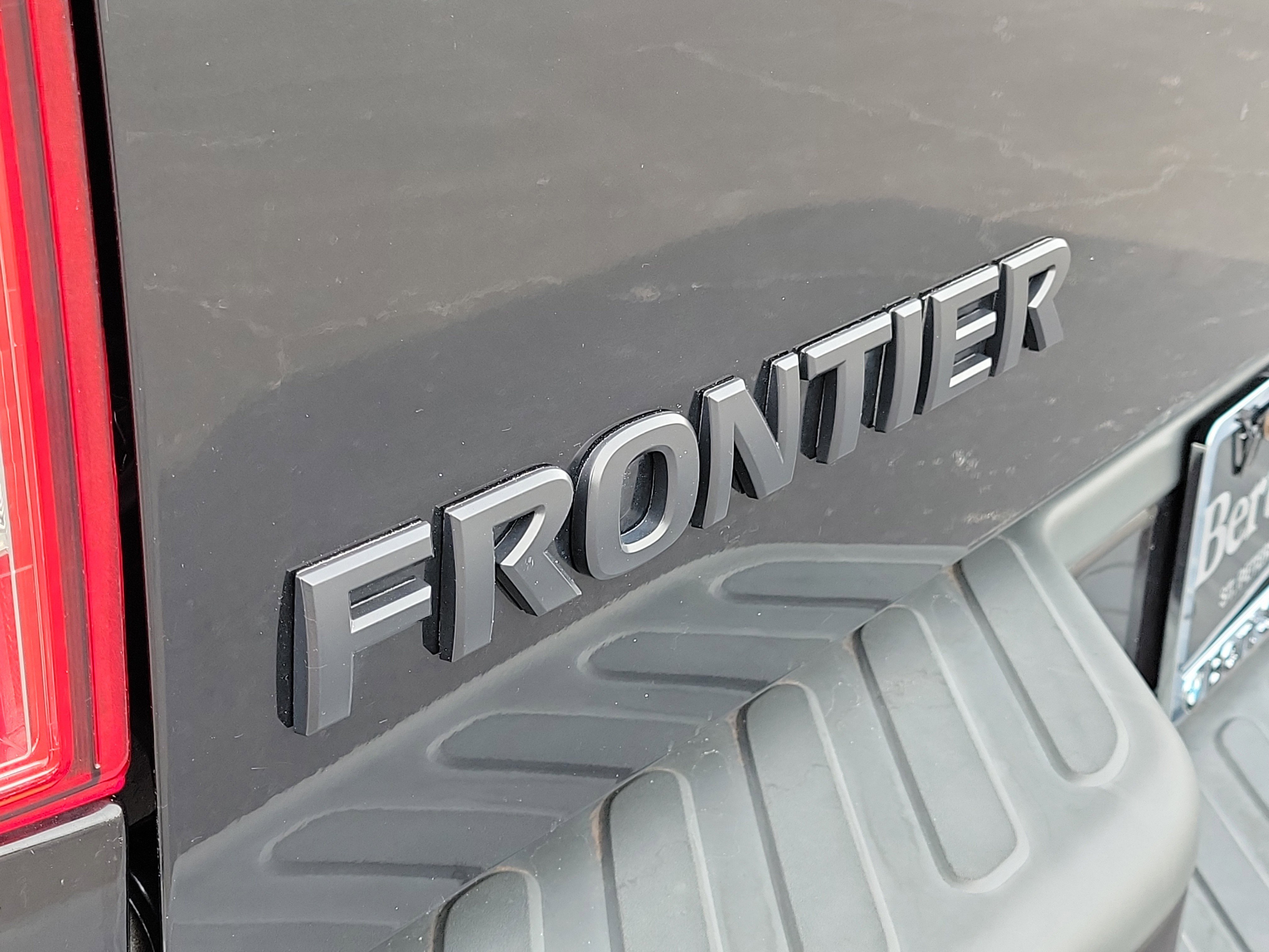 Used 2019 Nissan Frontier SV w/ Value Truck Package AWD/4WD image 5
