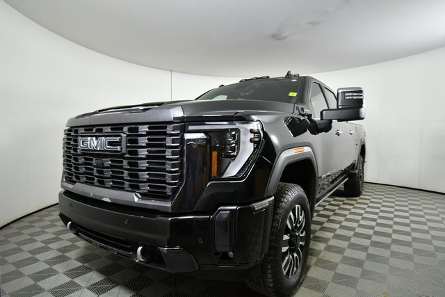 Used 2024 GMC Sierra 3500 Denali Ultimate image 6
