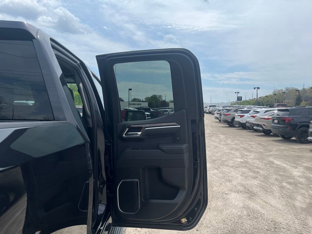 Used 2026 GMC Sierra 1500 Elevation AWD/4WD image 30