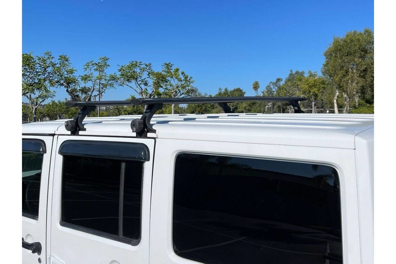 Used 2015 Jeep Wrangler Unlimited Sahara image 9