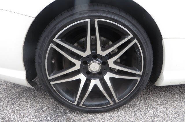 Used 2015 Mercedes-Benz SL 550 image 51