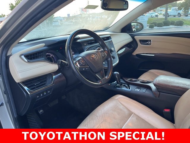 Used 2015 Toyota Avalon Limited image 6
