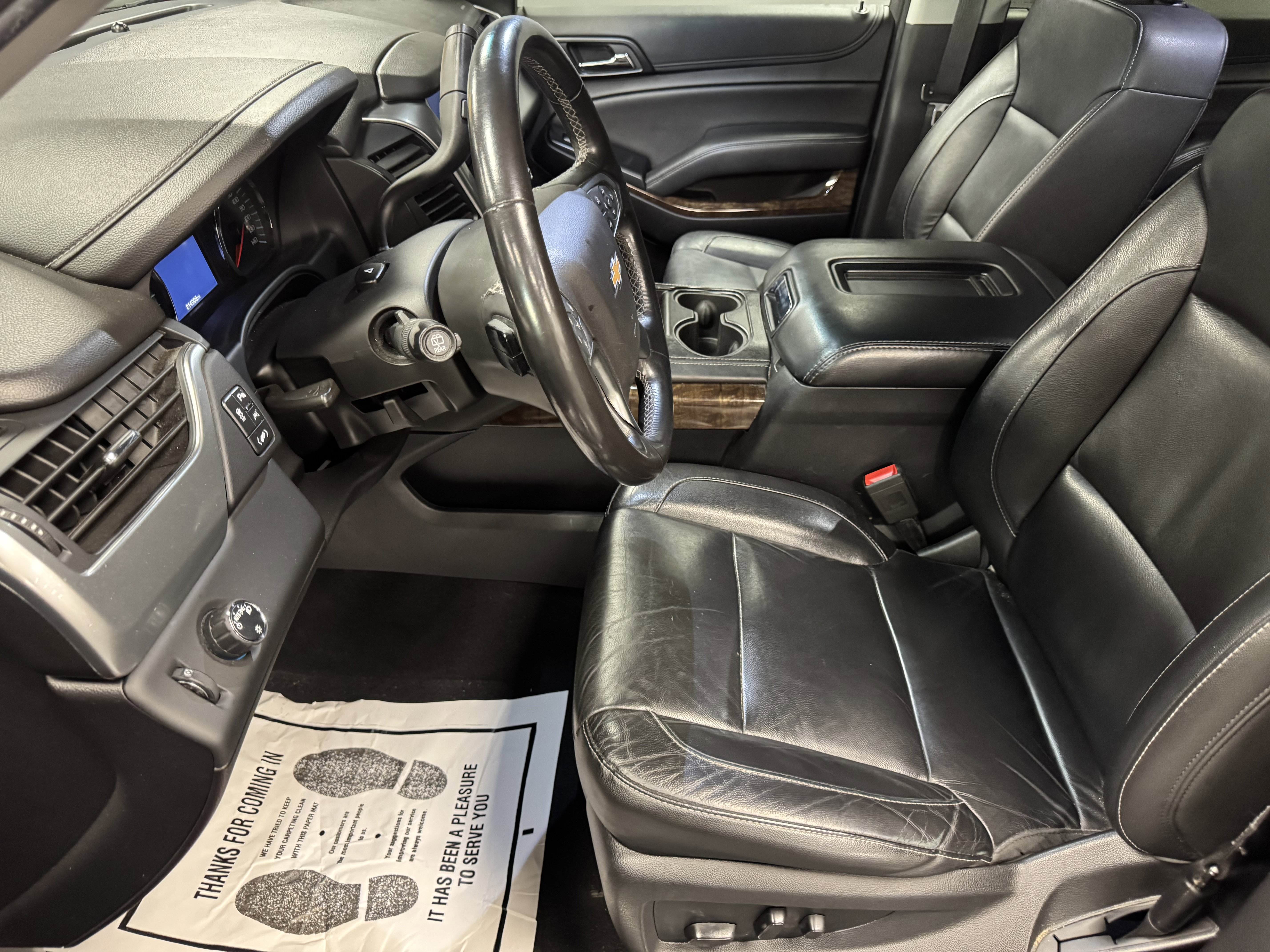 Used 2020 Chevrolet Suburban LT image 11
