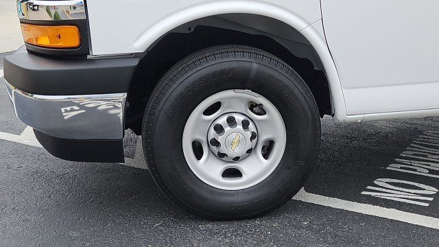 Used 2024 Chevrolet Express 2500 w/ Driver Convenience Package RWD image 30