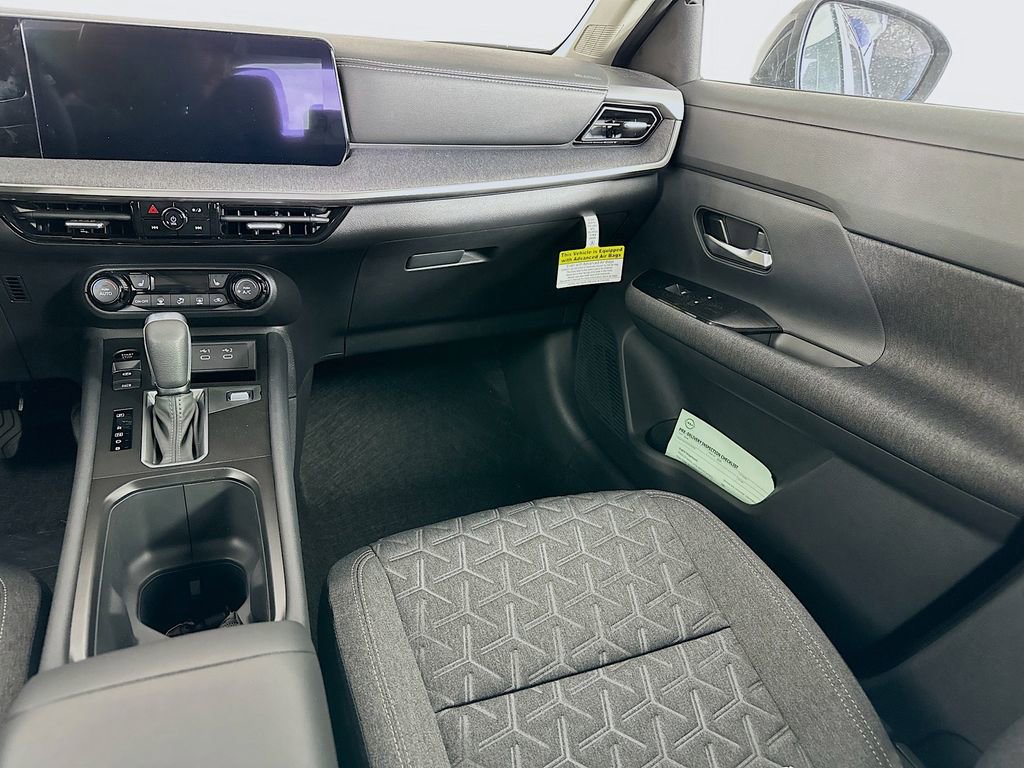 New 2026 Nissan Kicks SV w/ SV Premium Package image 31