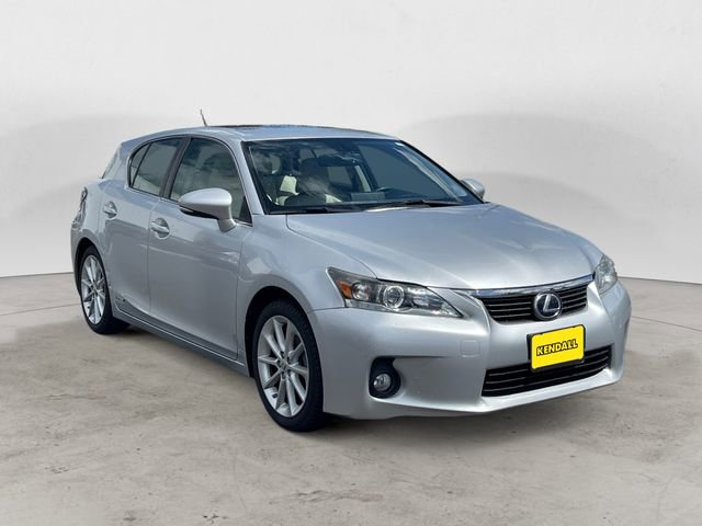 Used 2013 Lexus CT 200h w/ Premium Pkg w/Navigation FWD image 7