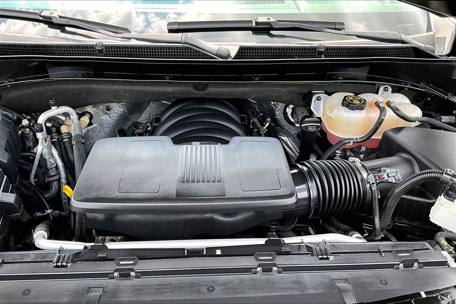 Used 2023 GMC Yukon XL Denali w/ LPO, Floor Liner Package AWD/4WD image 11
