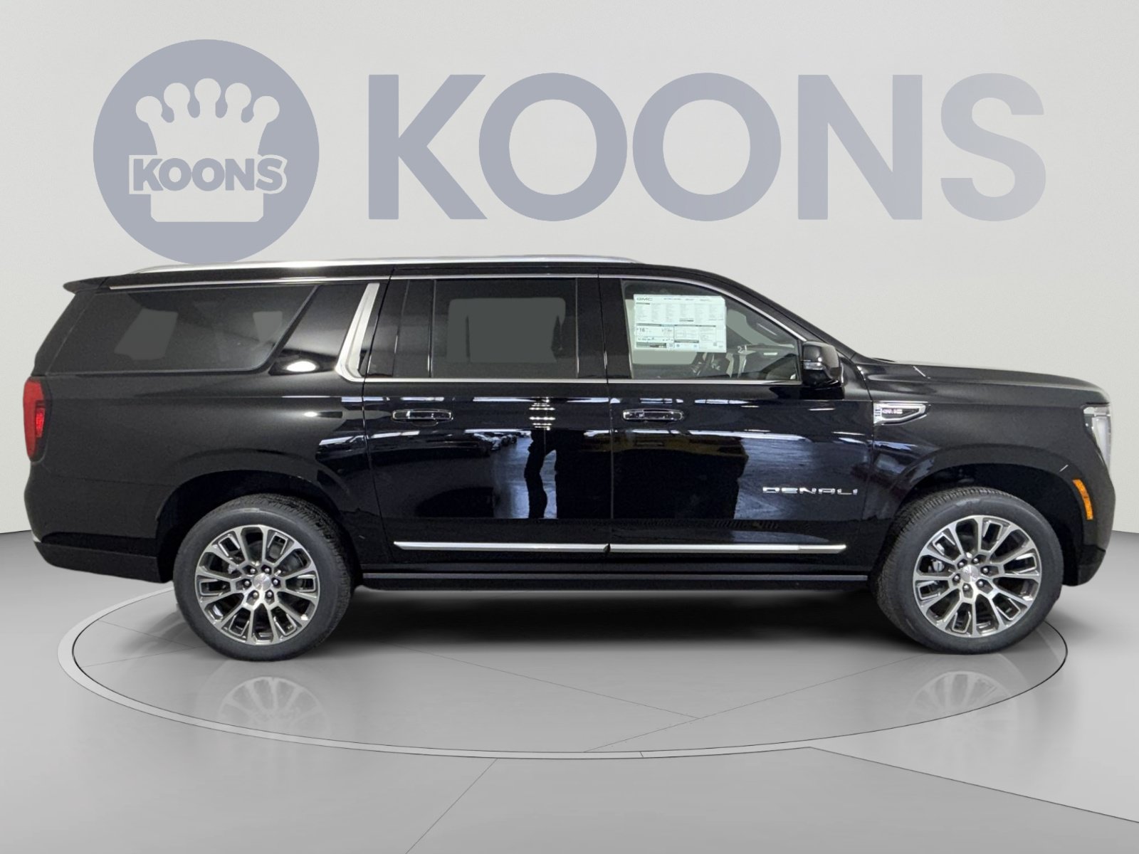 New 2026 GMC Yukon XL Denali w/ Denali Reserve Package AWD/4WD image 8