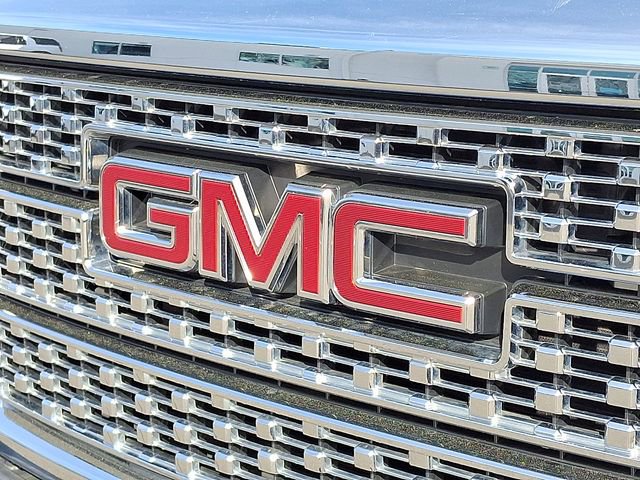 Used 2018 GMC Sierra 2500 Denali w/ Duramax Plus Package image 30