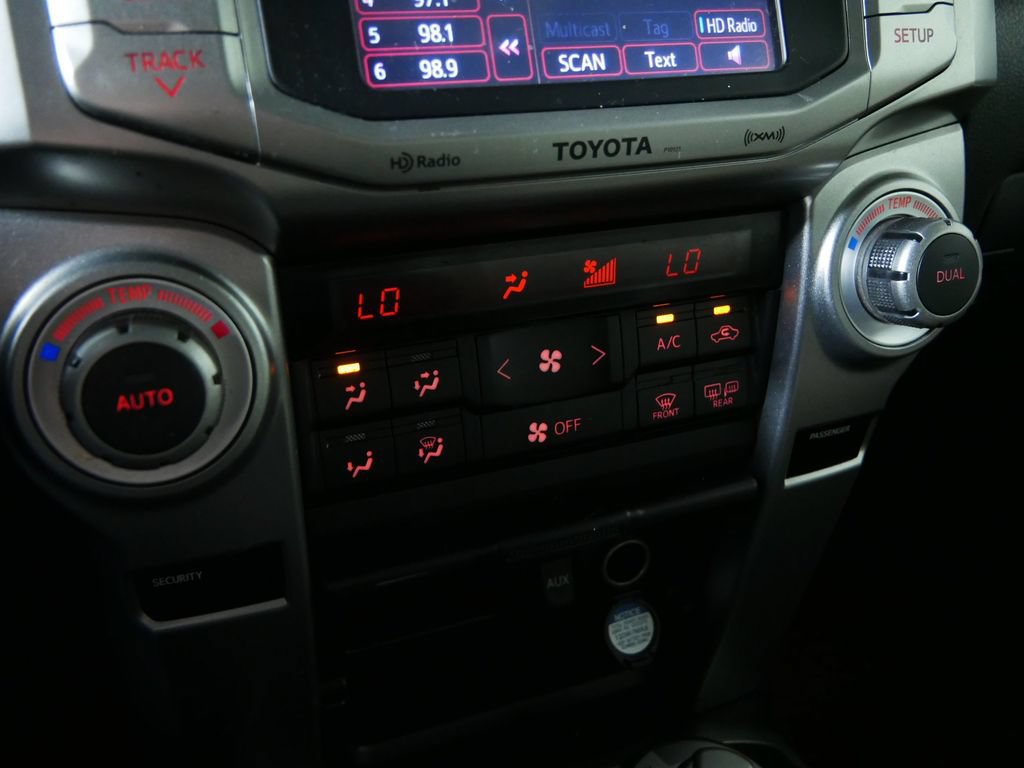 Used 2012 Toyota 4Runner Limited AWD/4WD image 23