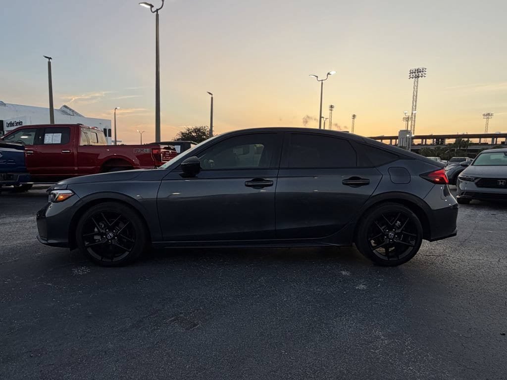 Used 2025 Honda Civic Sport image 7