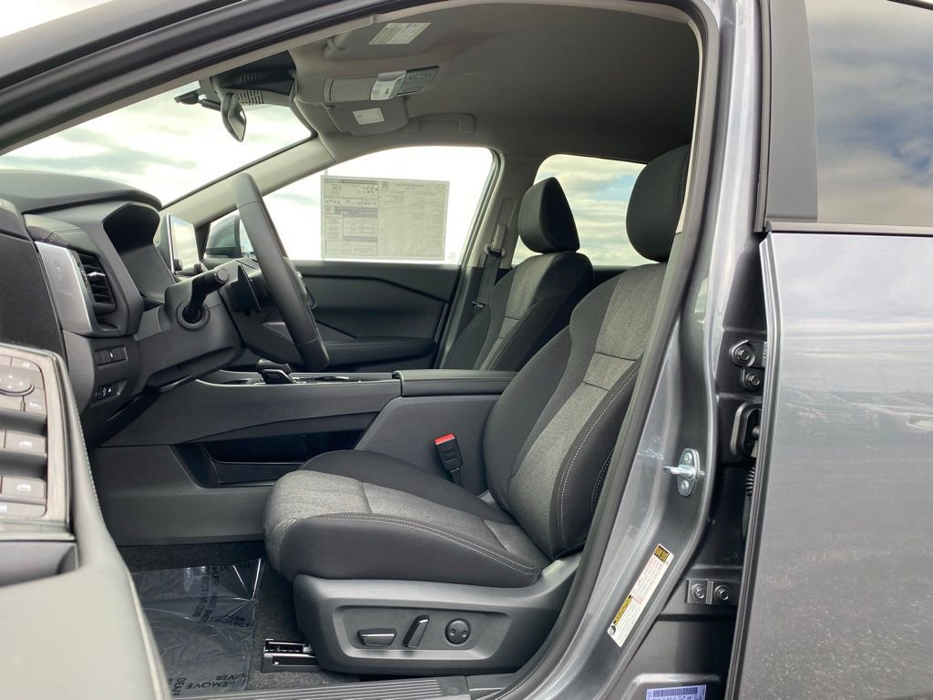 New 2026 Nissan Rogue SV w/ Cold Weather Package image 11