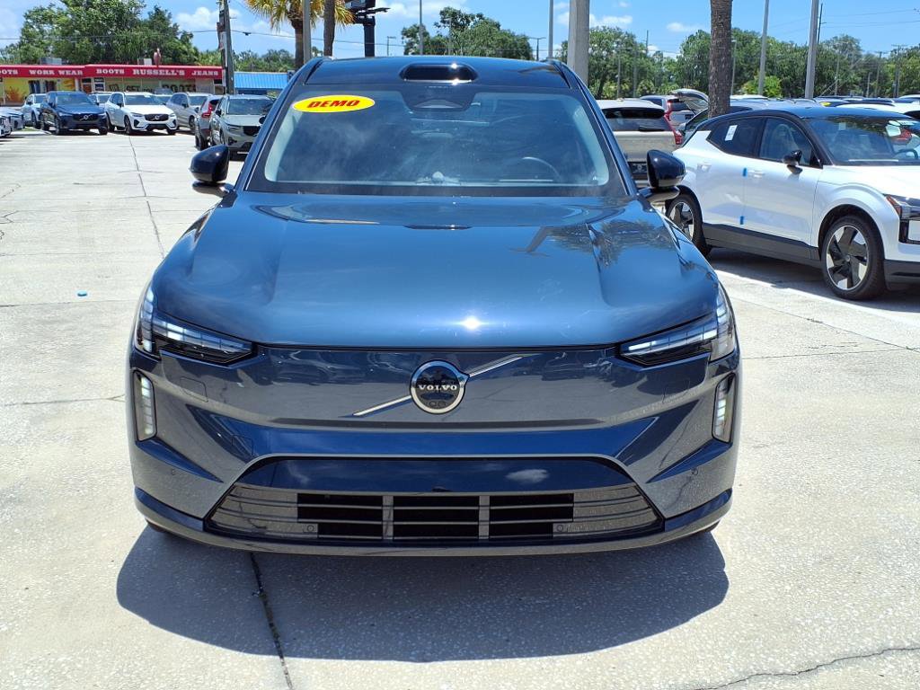 Used 2025 Volvo EX90 Ultra image 2