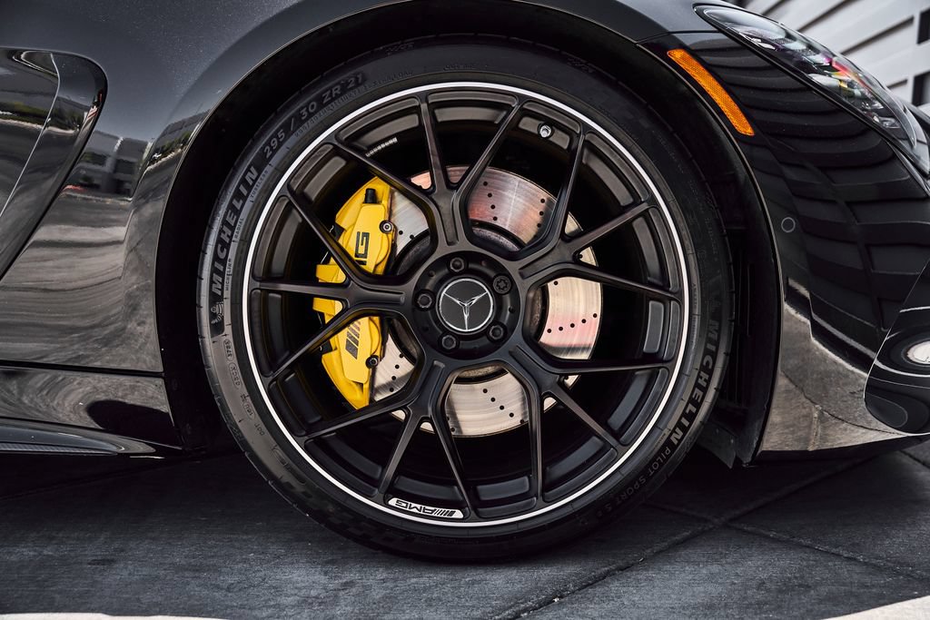 Used 2025 Mercedes-Benz AMG GT 63 image 26