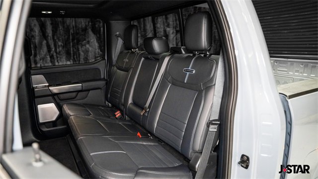 Used 2025 Ford F450 Platinum w/ FX4 Off-Road Package image 13