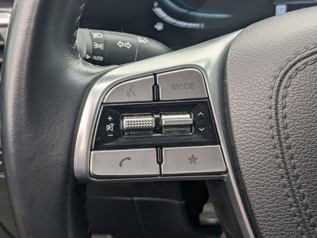 Used 2025 Kia Telluride S image 18