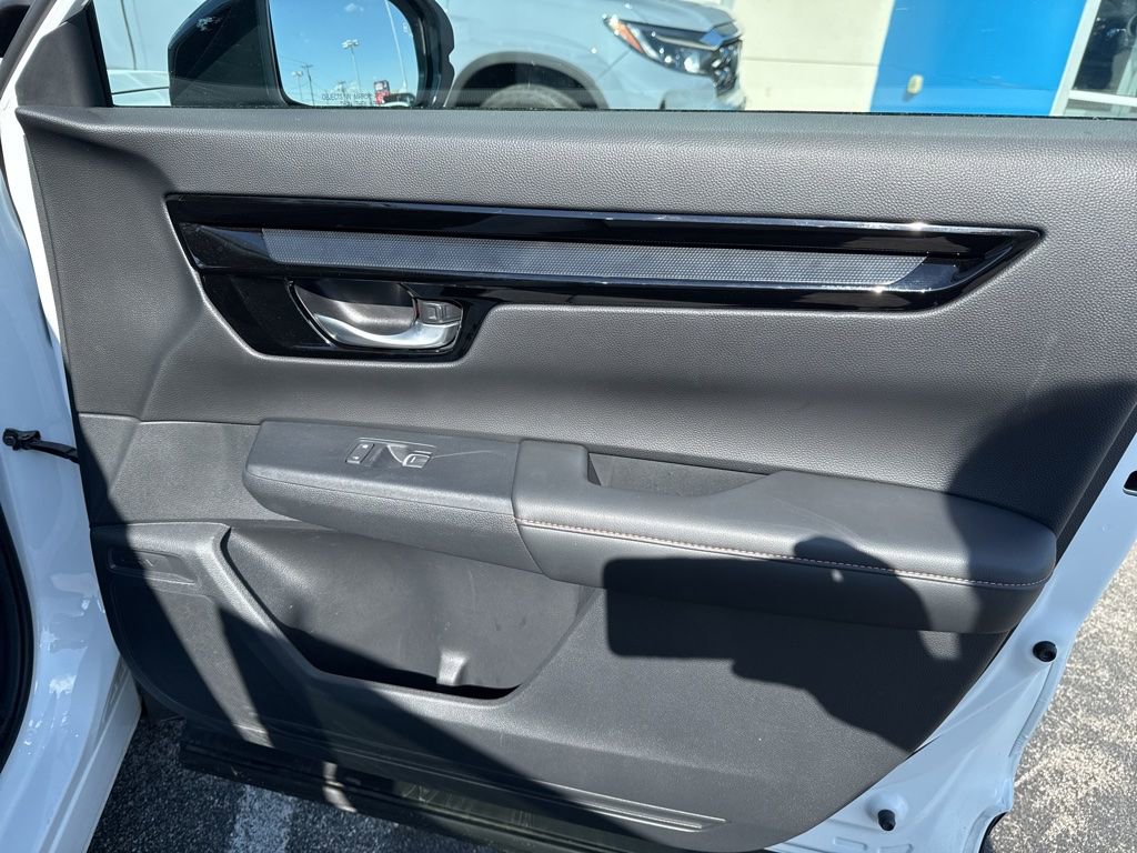 Used 2024 Honda CR-V Sport Touring image 16