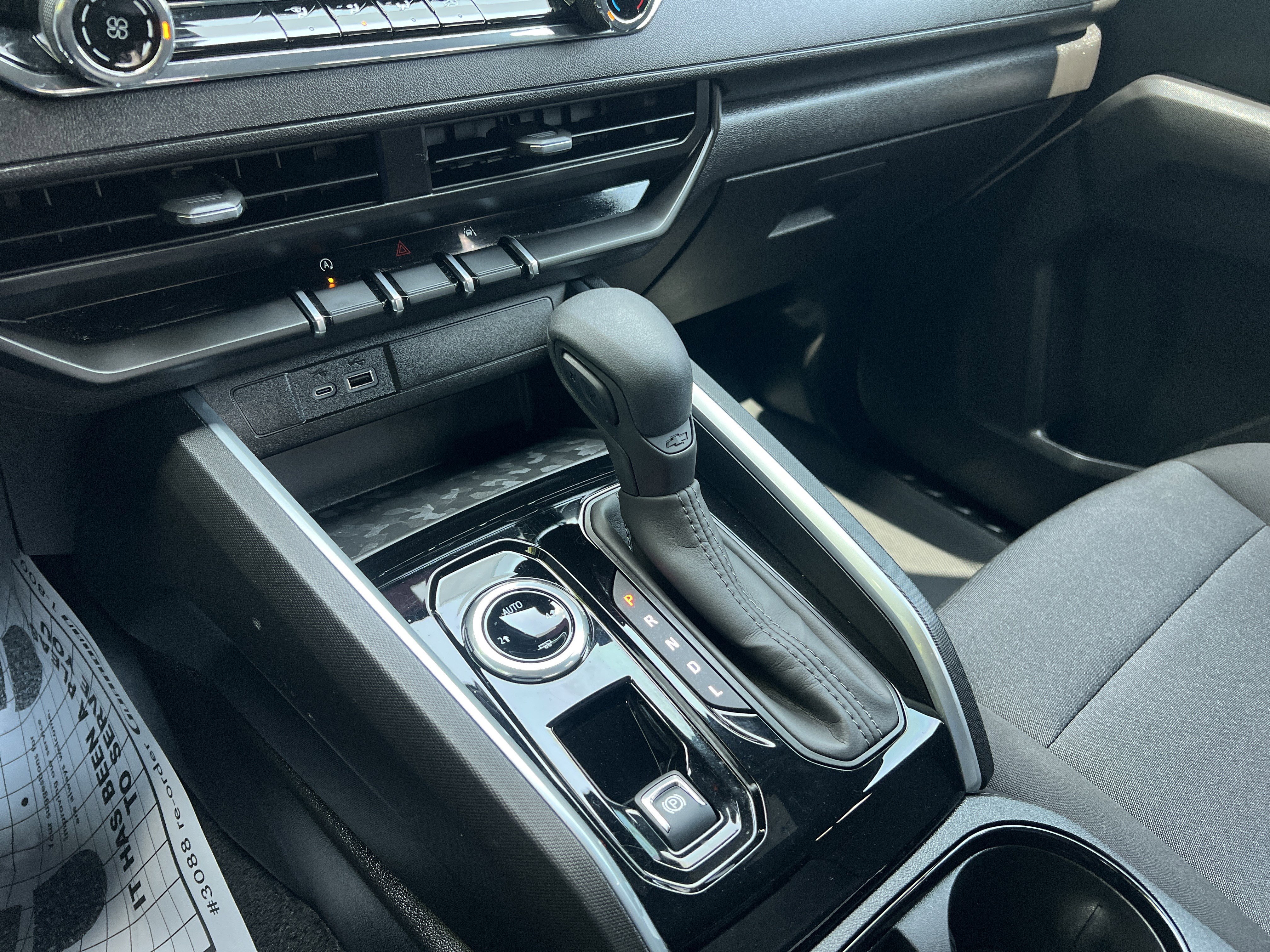 Used 2025 Chevrolet Colorado W/T w/ Advanced Trailering Package image 26