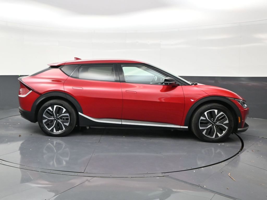 Used 2024 Kia EV6 Light RWD image 6
