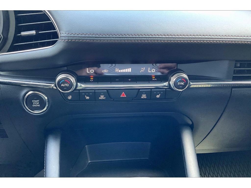Used 2022 MAZDA MAZDA3 s image 33