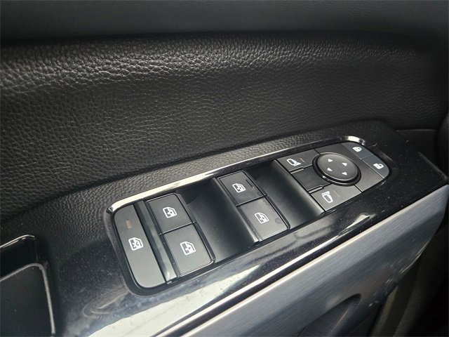 Used 2022 Nissan Pathfinder SL w/ SL Premium Package image 31