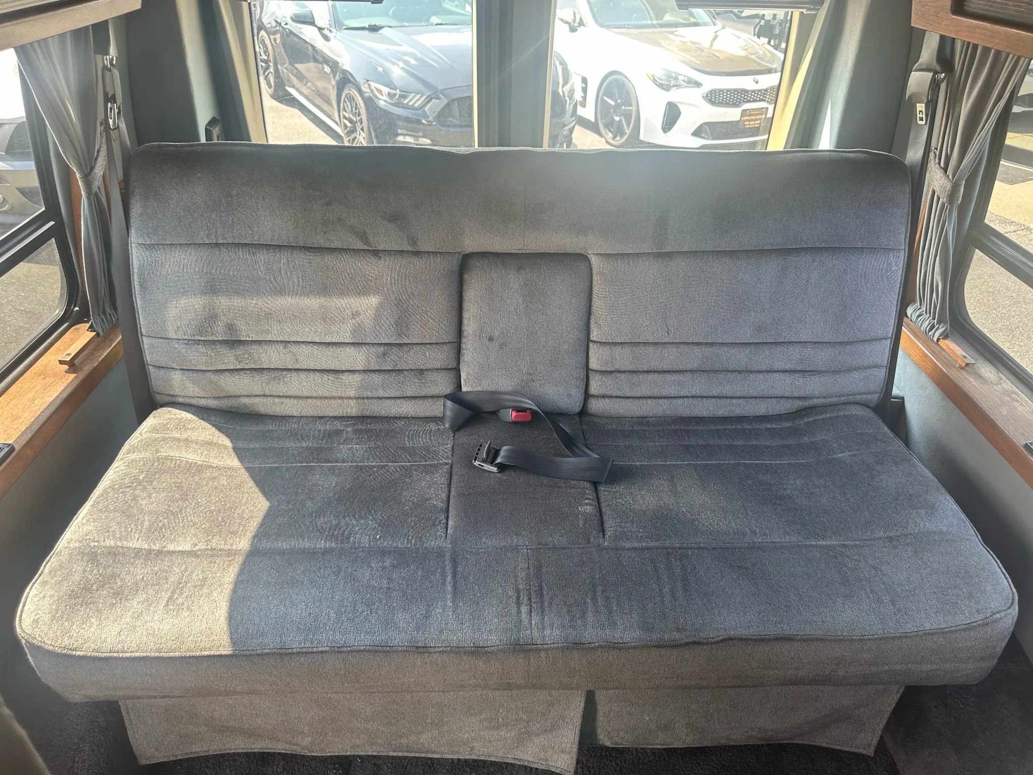 Used 1997 Ford E-150 and Econoline 150 image 26