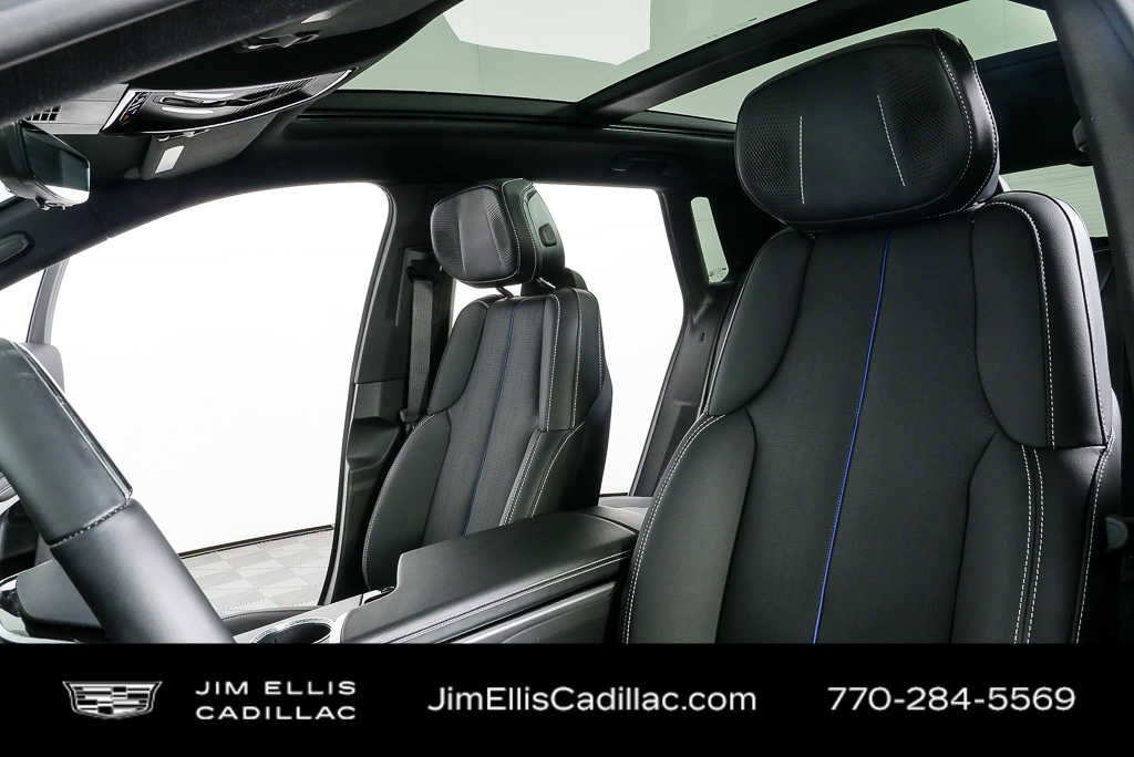 Certified 2024 Cadillac Lyriq Sport image 5