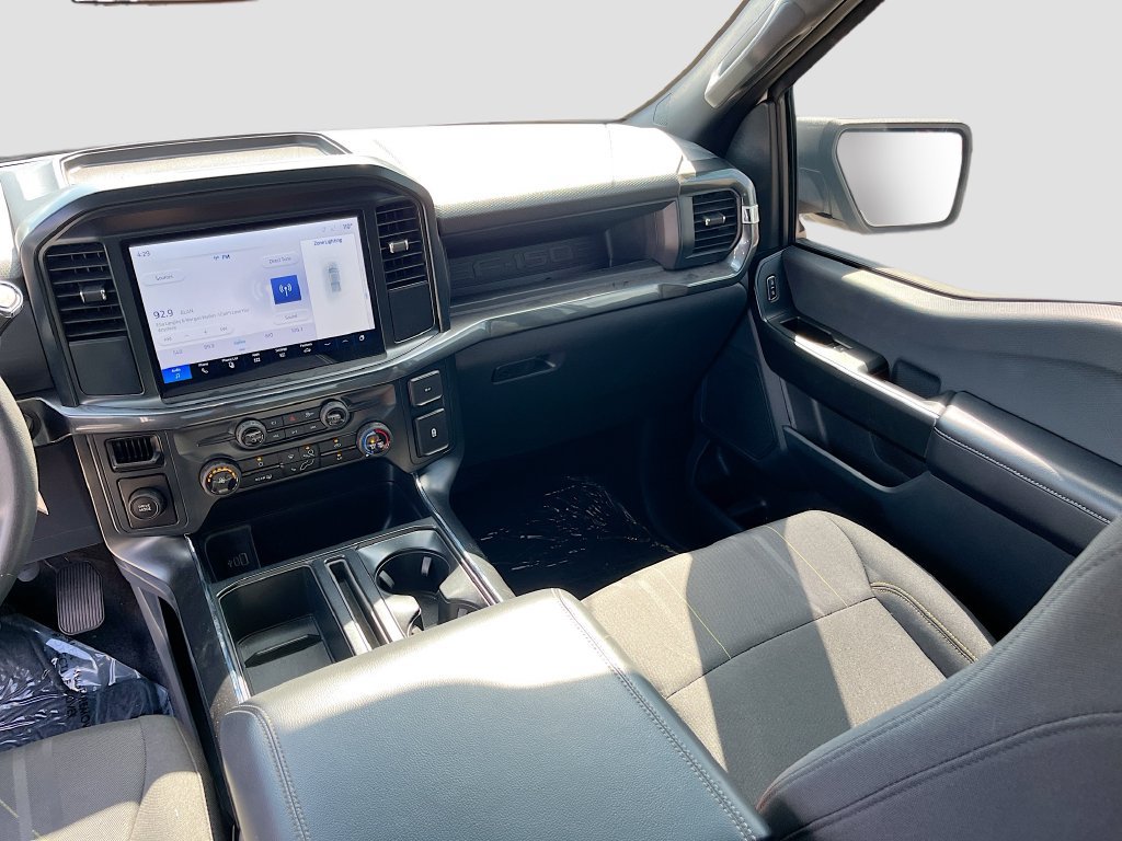 Used 2025 Ford F150 STX w/ Equipment Group 200A RWD image 21